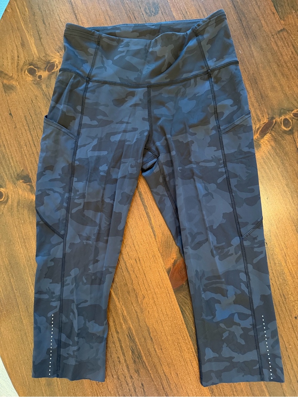 Lululemon black and grey Lululemon Align Crop Capris